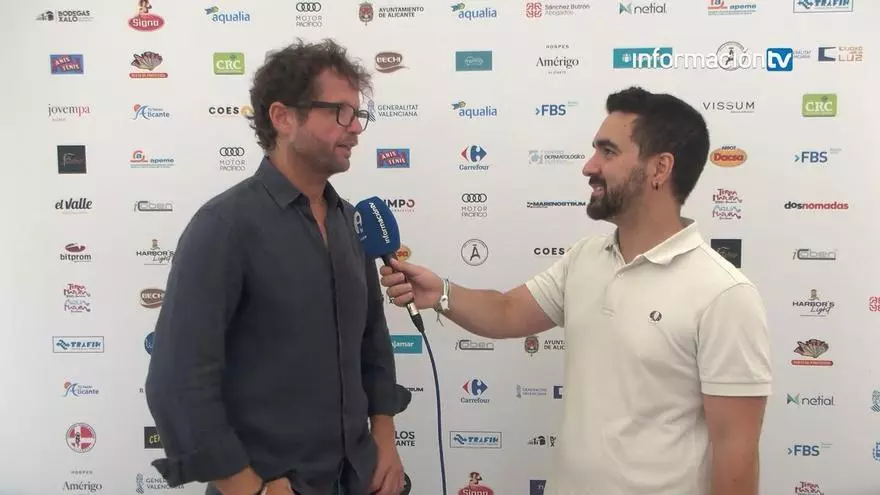 Pepe Ten comparte una jornada en el racó de InformaciónTV