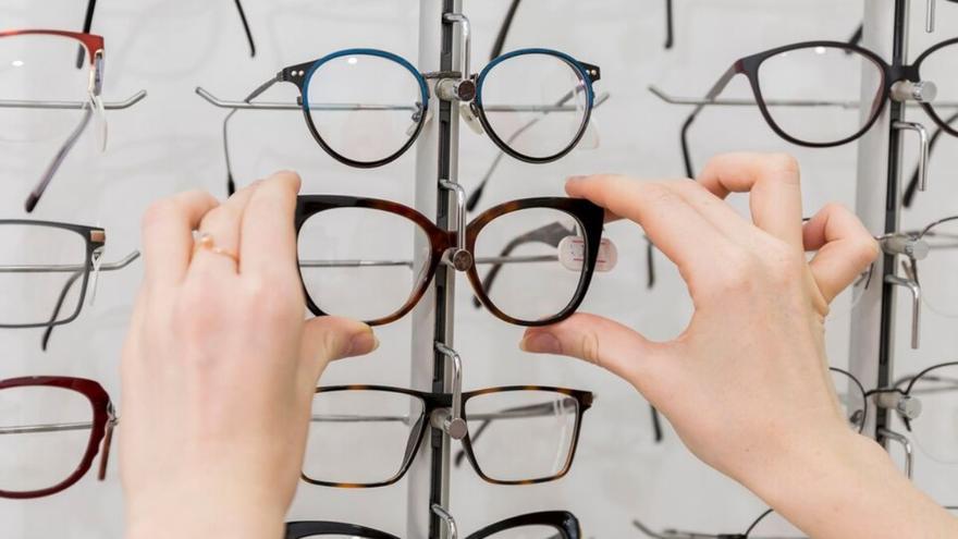 Estos son los modelos de gafas y lentillas que serán gratis por la Seguridad Social