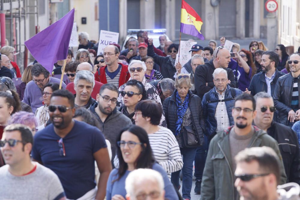 Manifestació a Blanes per demanar que "deixi de privatitzar-se" l''hospital