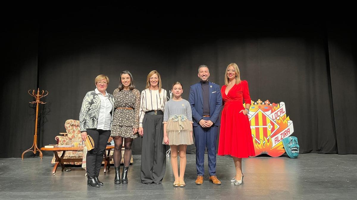 Un instante de la gala de la cultura fallera de Alzira.