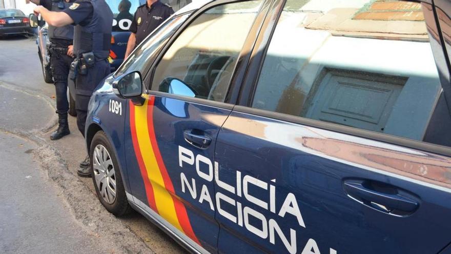 El servicio ha sido llevado a cabo por agentes de la Policía Nacional.