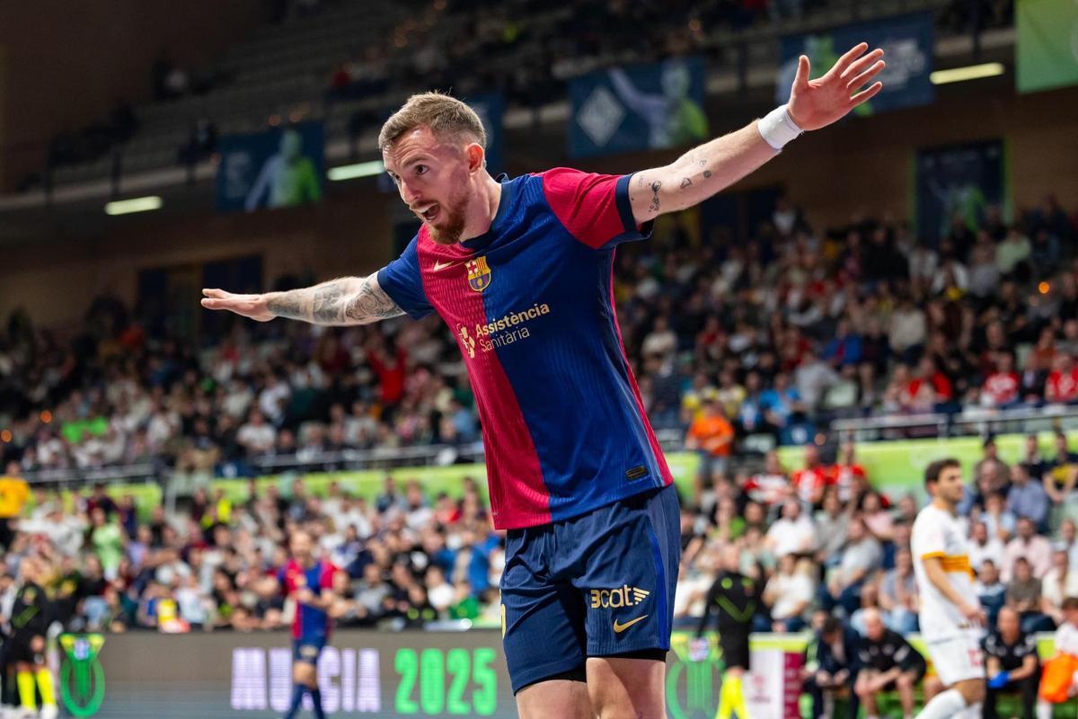 Sergio González celebra el 0-1 ante Industrias