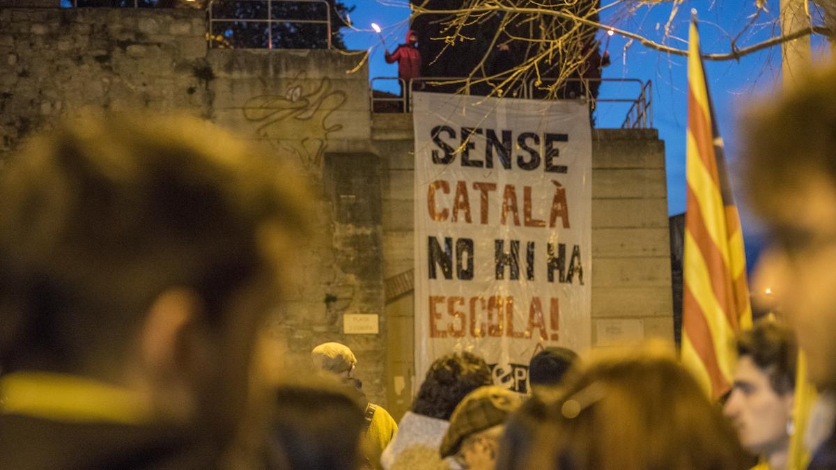 Manifestació a Manresa en defensa de l'escola en català