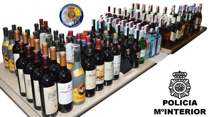 Bebidas alcohólicas intervenidas a los supuestos ladrones.