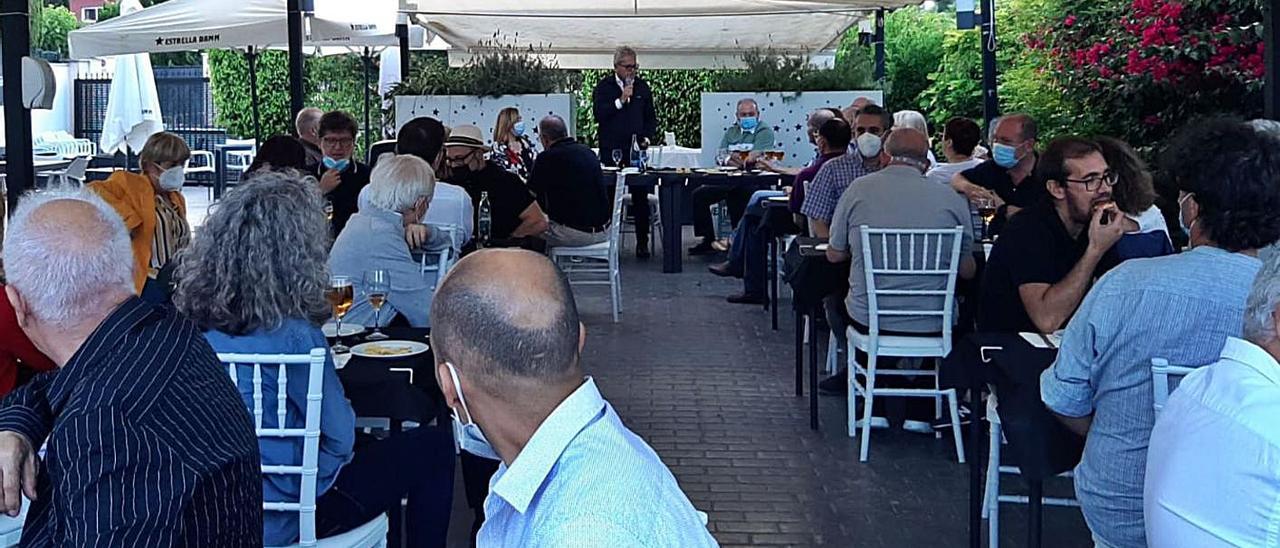 La reunión celebrada por los sanchistas en la ciudad de Alicante el jueves por la tarde.