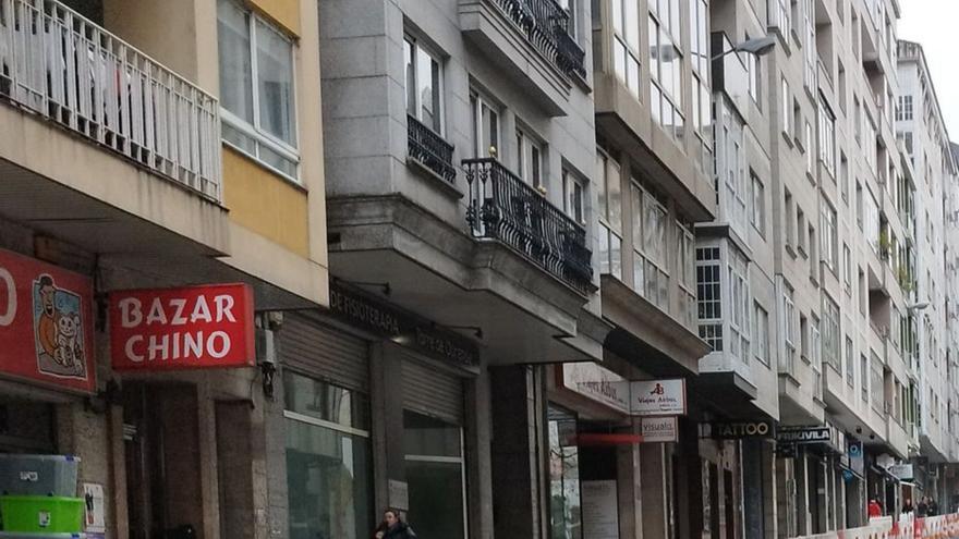 El gobierno municipal niega un “sobrecoste” en la obra de la calle Celso Emilio Ferreiro