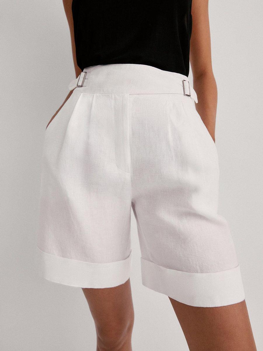 Bermudas blancas de lino de Massimo Dutti