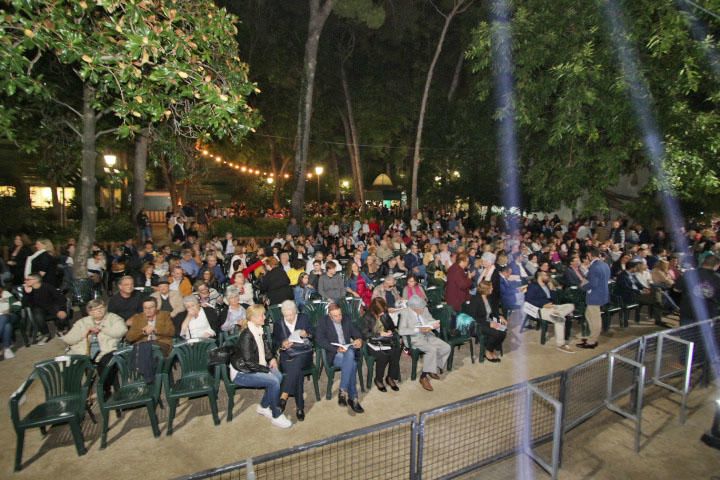 Presentación del libro "Agueda Alma de Acero" en la Casa de Cultura de Gandia