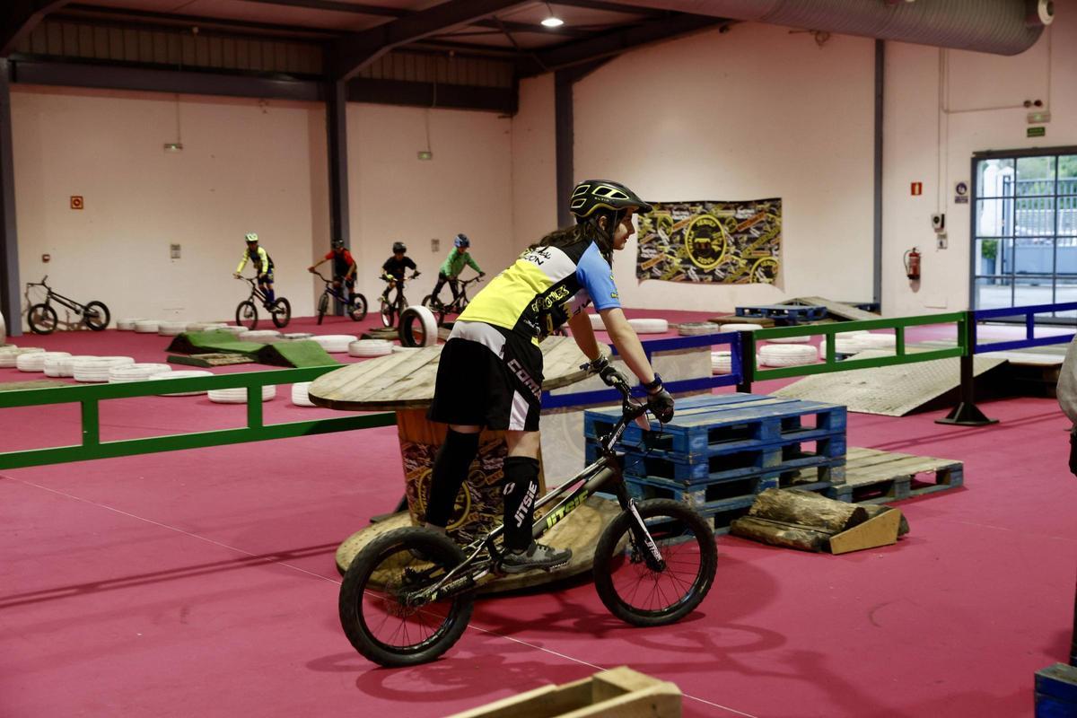 El inicio del "Asturias Bike Weekend" en Gijón, en imágenes