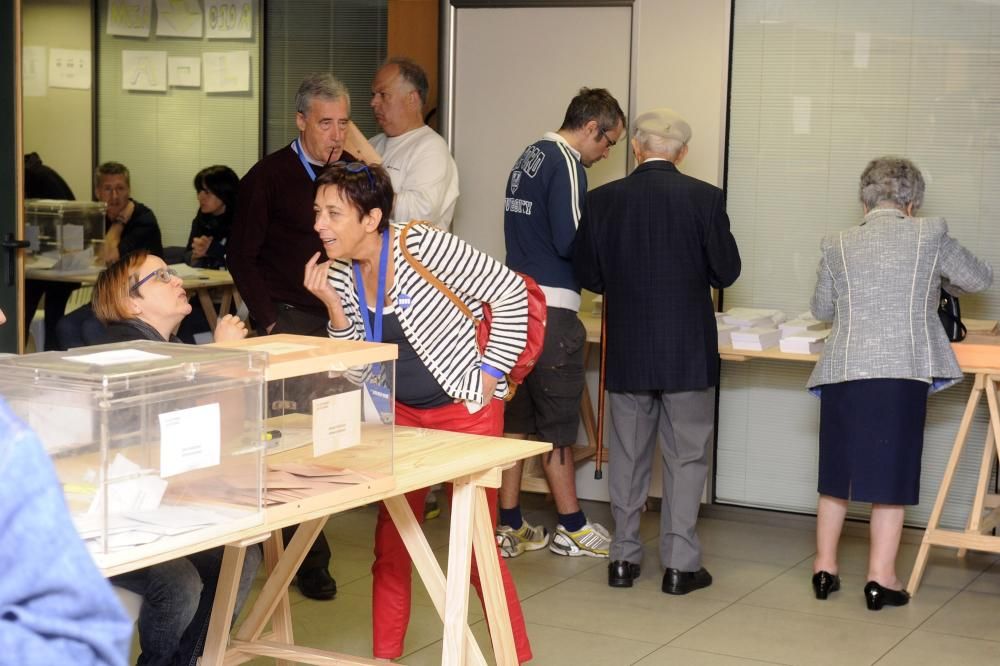 La jornada electoral arranca en A Coruña