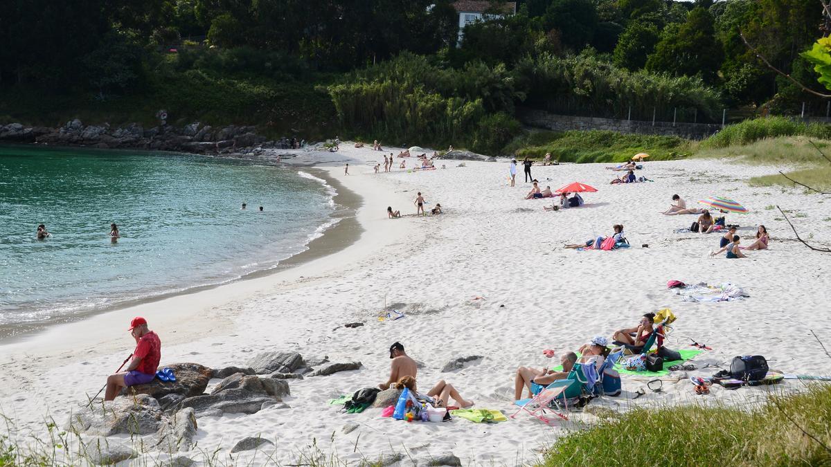 Una imagen de archivo de la playa de Areamilla.