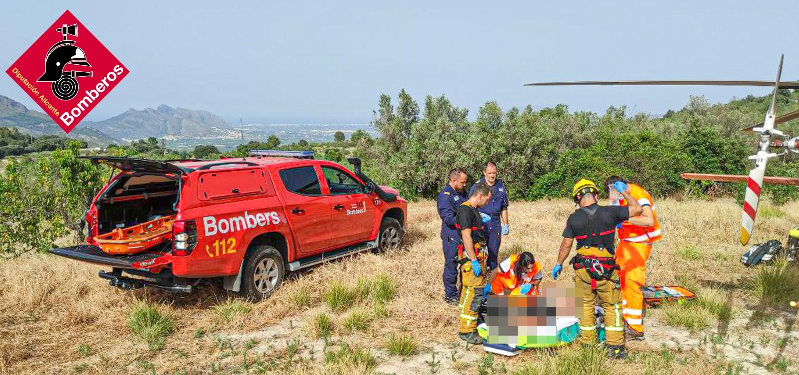 Excarcelan a un conductor herido en La Vall de Laguart tras volcar desde seis metros