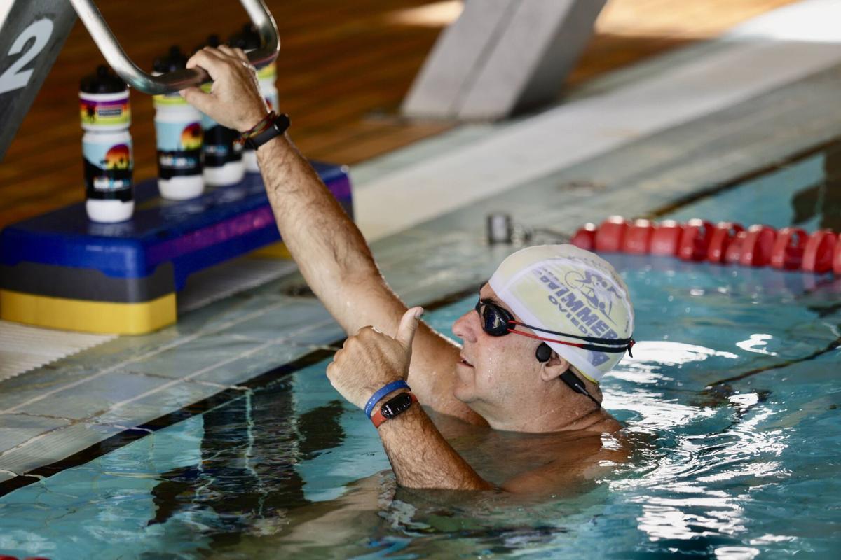 Oviedo piscina del Cristo Bernardo Vives hará una maratón de 12 horas a favor de la NG el Angel de Javi