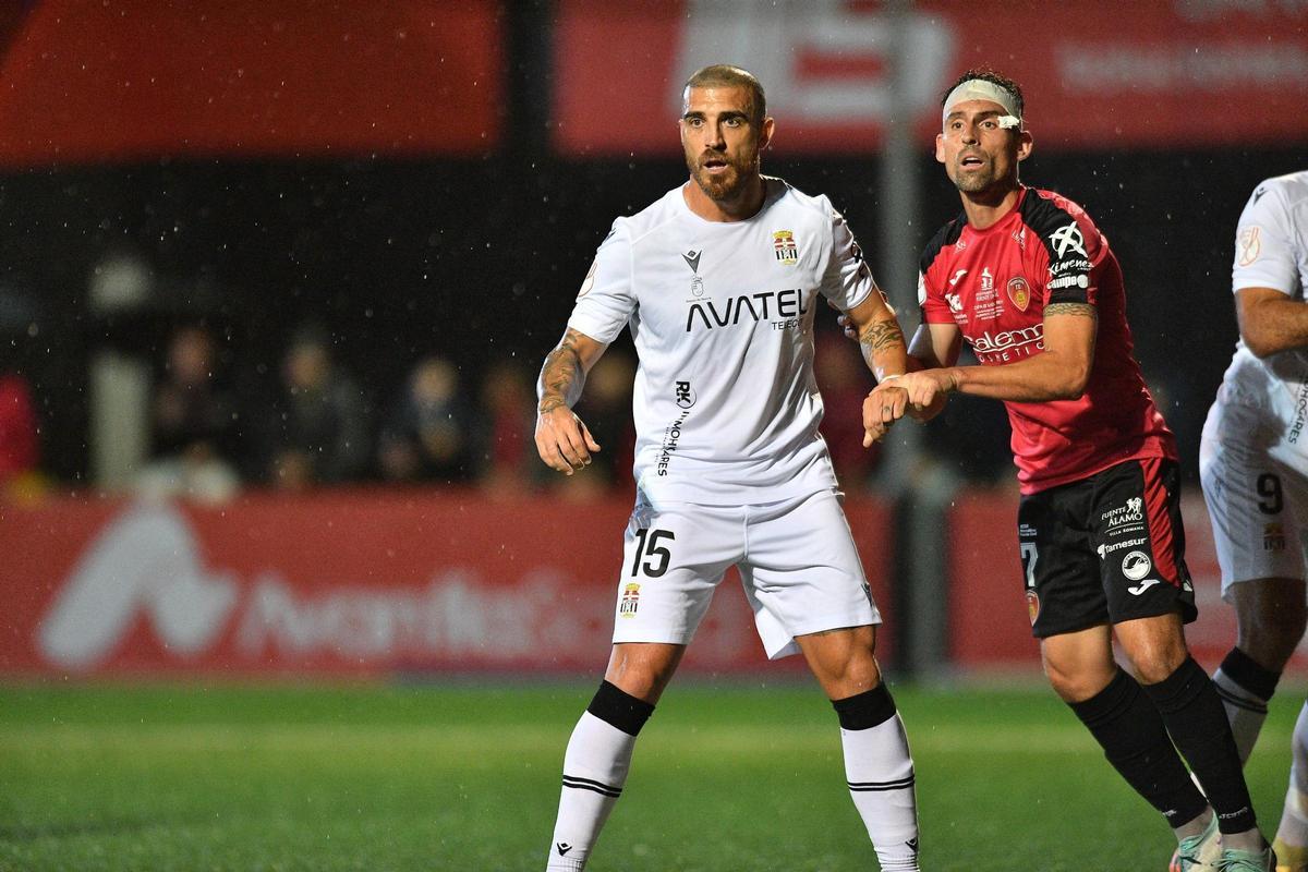 Acción del partido copero entre el Salerm y el Cartagena en el Manuel Polinario.