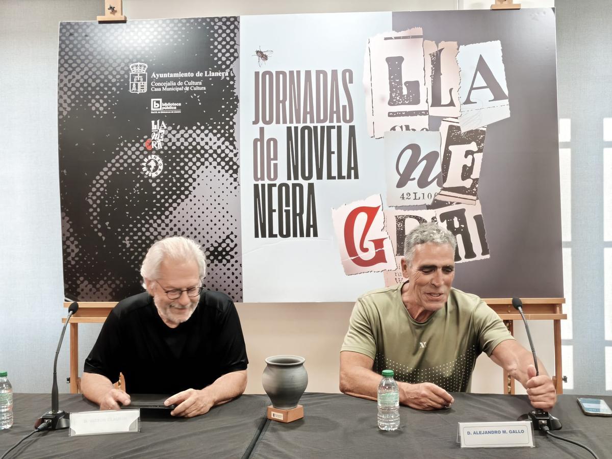 La inauguración de las jornadas de novela policiaca "Llanegra", en imágenes