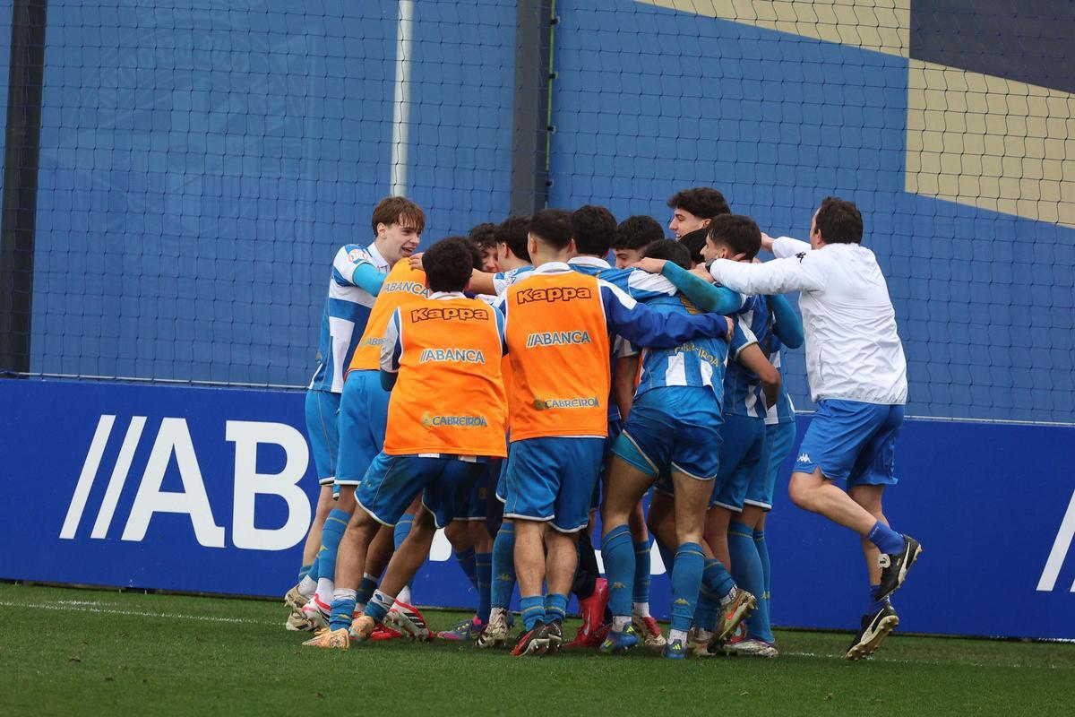 El Dépor juvenil se impone al Rayo (4-1) y avanza a cuartos en la Copa del Rey
