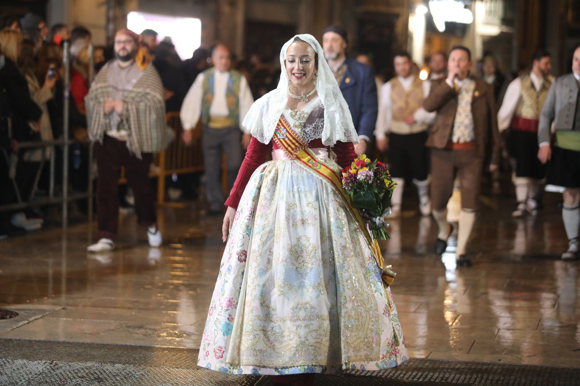 Búscate en la Ofrenda por la calle Quart (entre 21.00 y 22.00 horas)