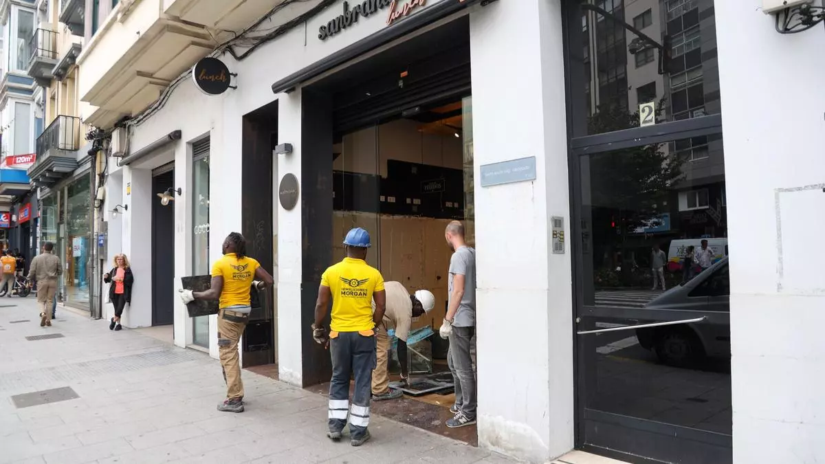 Sanbrandán reubicará a los 22 trabajadores afectados por el cierre de tres panaderías en A Coruña