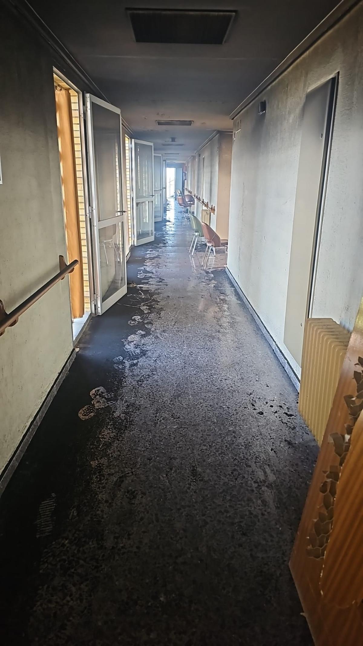 Fotogalería | Imágenes del incendio en la residencia de La Granadilla de Badajoz