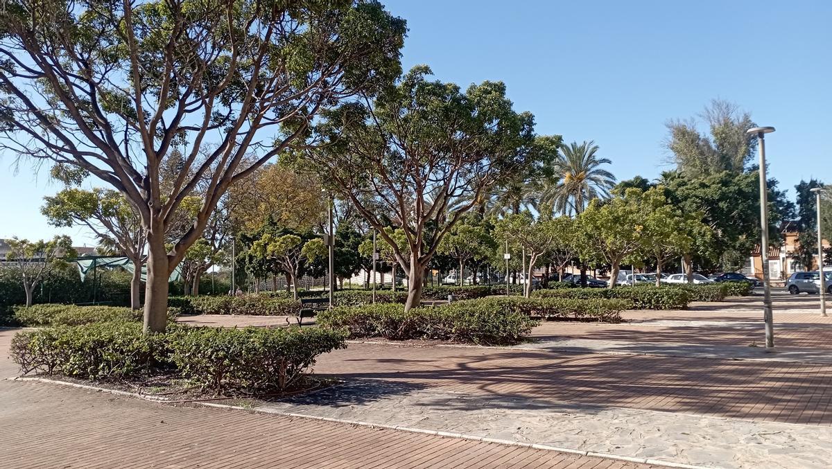 El segundo tramo del parque de los Ángeles si cuenta con un diseño más racional y abunda la sombra.