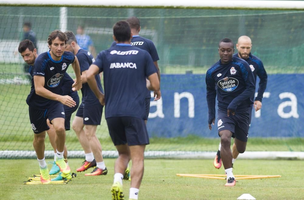 Lucas Pérez, último entrenamiento con el Deportivo