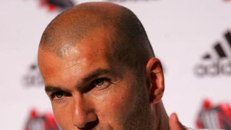 El ex astro del fútbol mundial, el francés Zinedine Zidane.