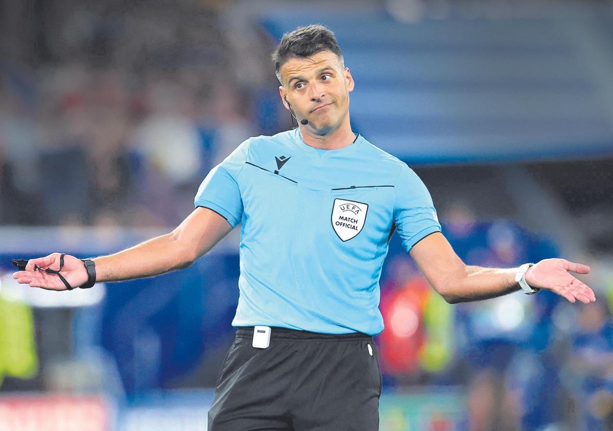 Jesús Gil Manzano arbitrará el Villarreal-Valencia.