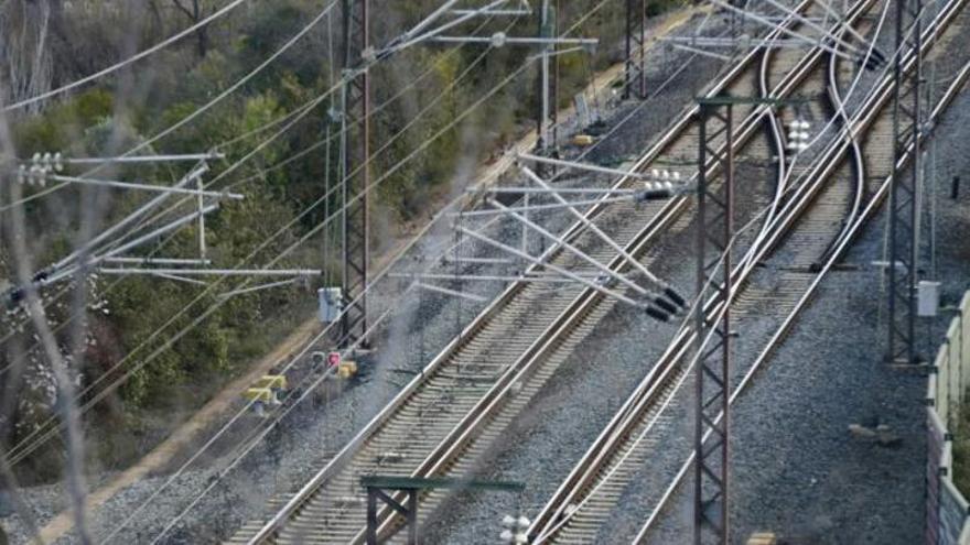 La xarxa ferroviària manté 183 trams de via amb la velocitat limitada sis mesos després de l’accident de Gelida