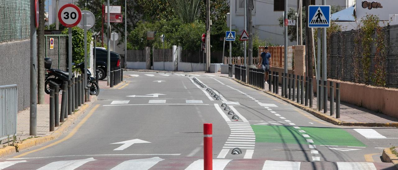 El carril para biciletas de la calle Vicent Serra.
