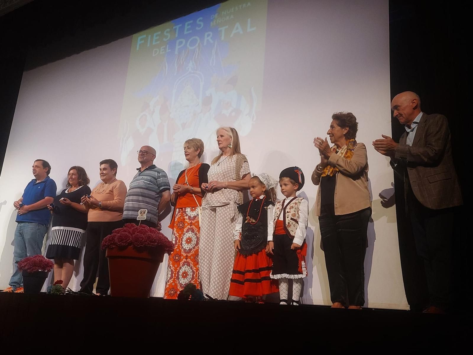 La Danza de la Virgen del Portal celebra 70  años con homenajes: así fue el acto de conmemoración en el Riera