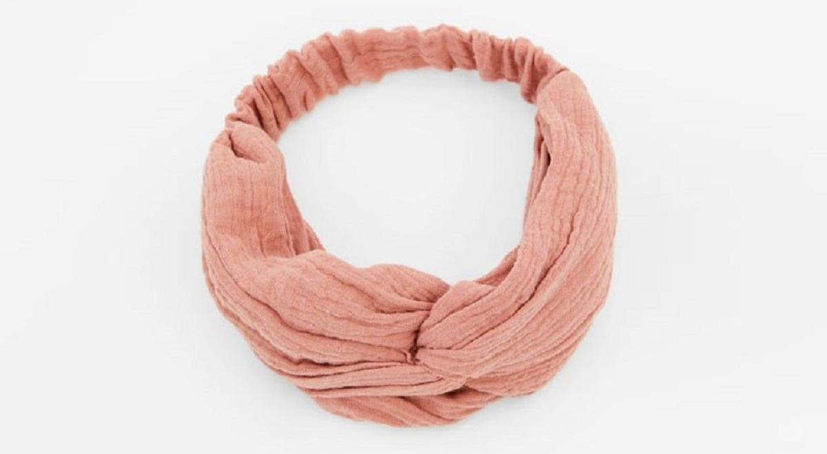 Turbante de lino, de Pull&Bear