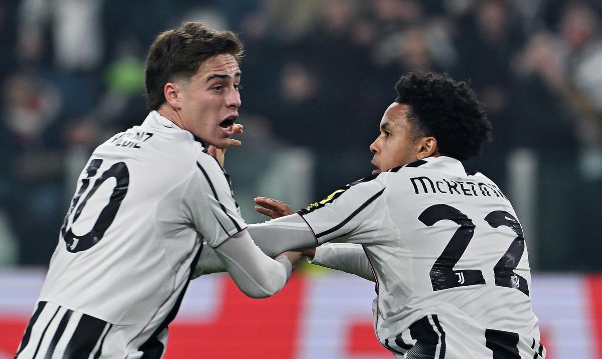 Turin (Italy), 25/02/2026.- Juventus' and Weston McKennie jubilate after scoring (3-0) during the UEFA Champions League soccer match Juventus FC vs Galatasaray SK a at the Allianz Stadium in Turin, Italy, 25 February 2026. (Liga de Campeones, Italia) EFE/EPA/Alessandro Di Marco