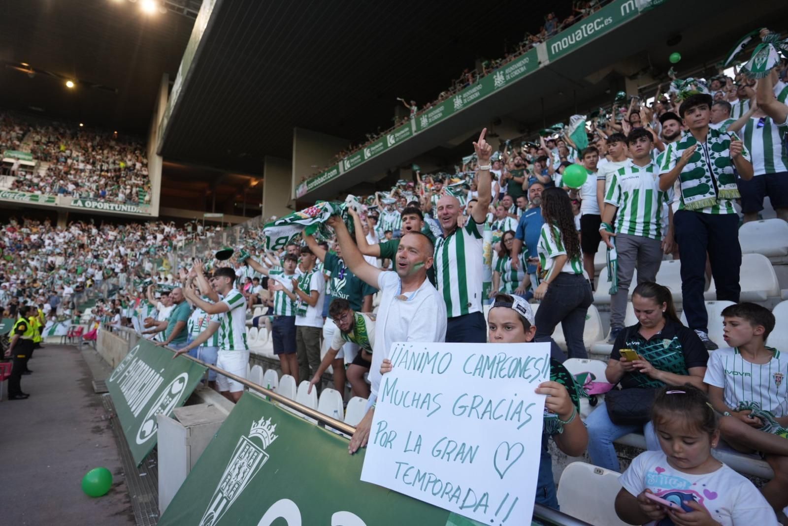 Córdoba CF-Barcelona Atlétic | La afición cordobesista, en imágenes