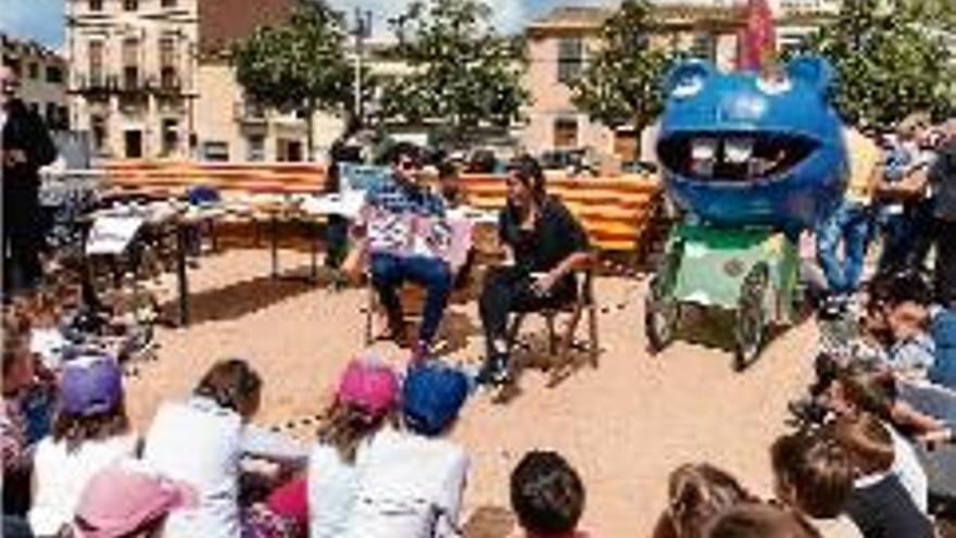 Presenten el conte infantil  &quot;Tota Cuca Viu&quot; a Llagostera