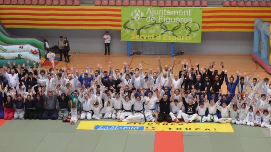 Llançà, Roses i Figueres se solidaritzen amb La Marató de TV3 amb activitats esportives