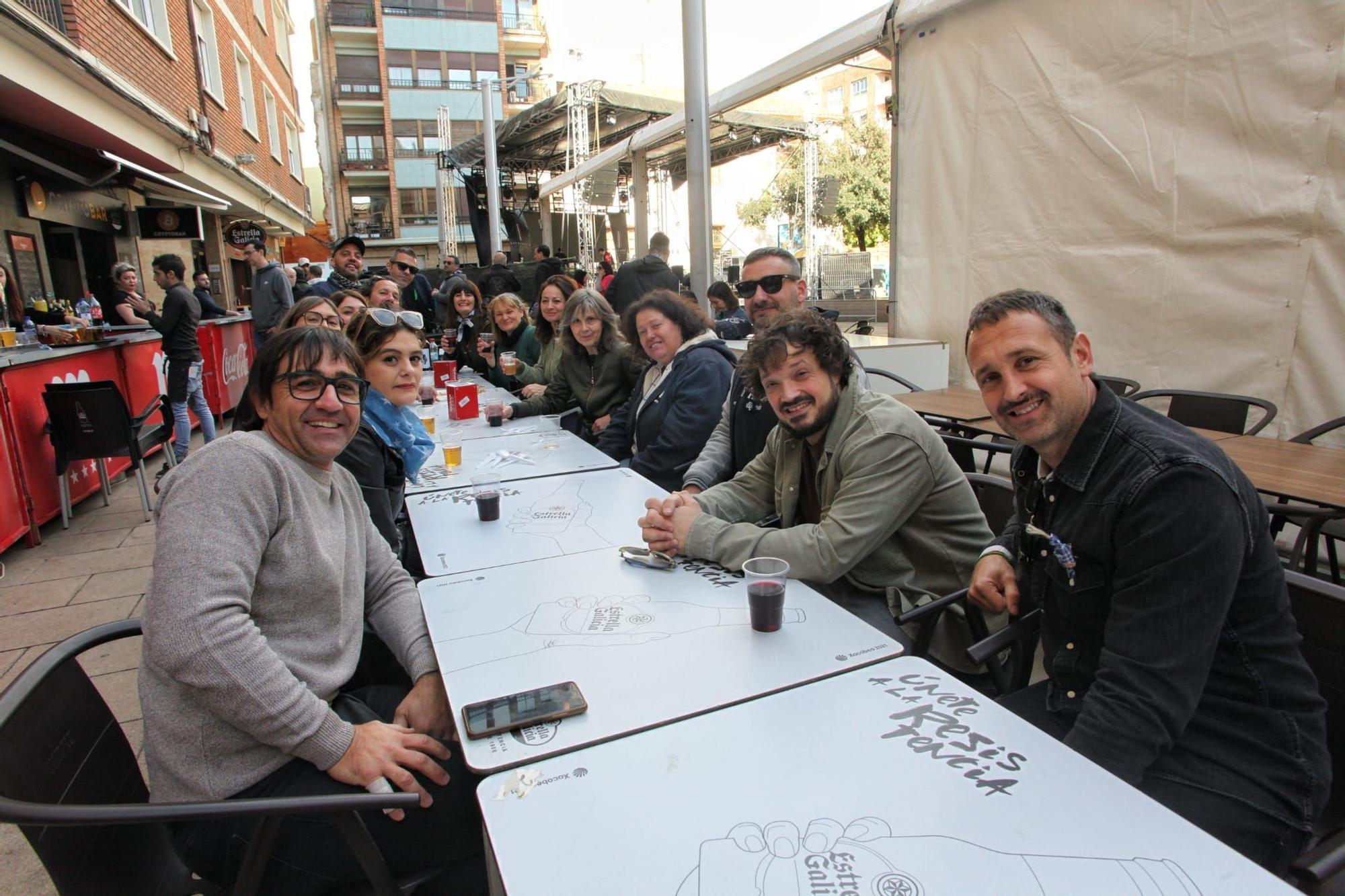 Los castellonenses almuerzan antes de la primera mascletà