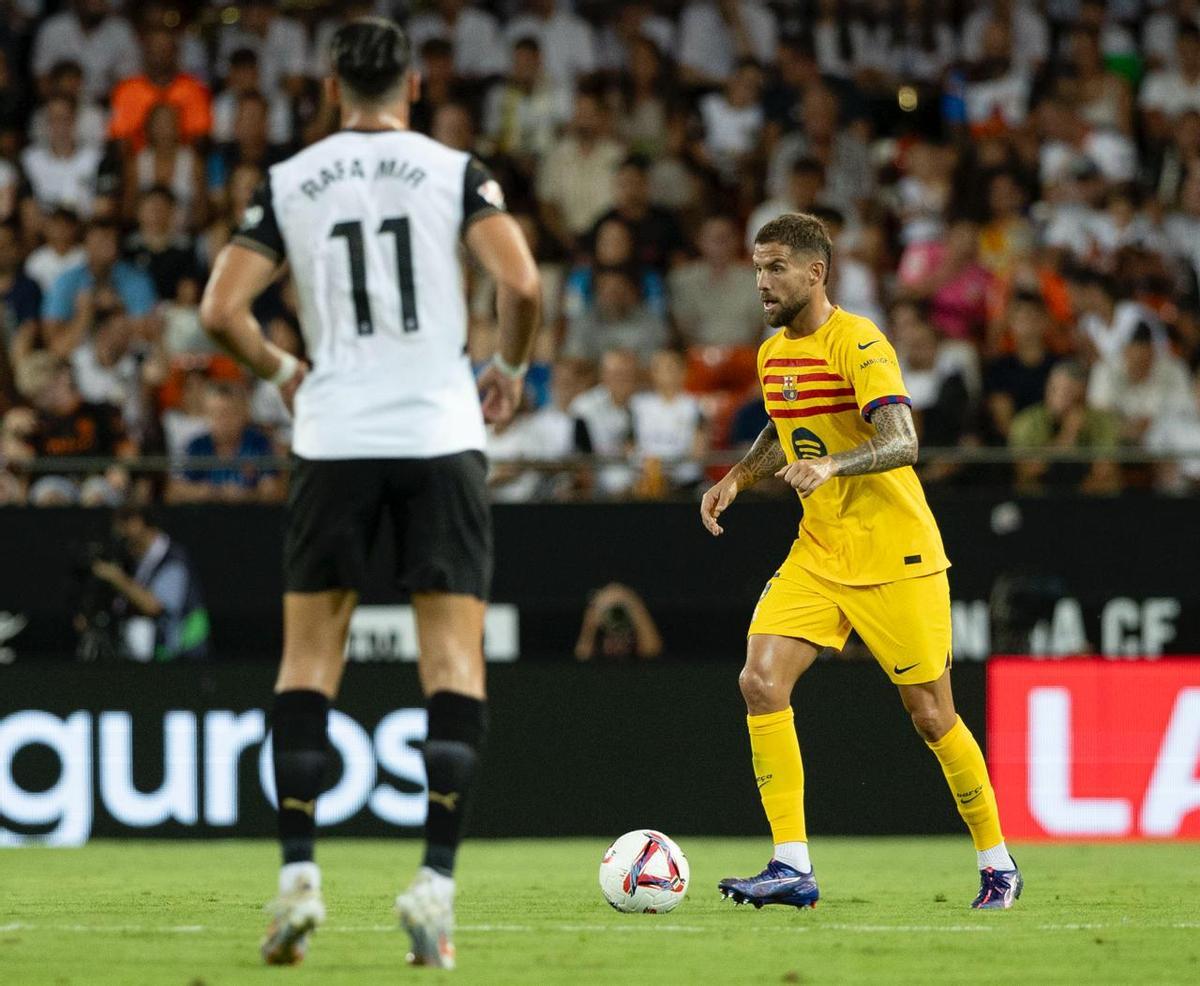 Valencia - FC Barcelona, el partido de la jornada 1 de LaLiga EA Sports, en imágenes.