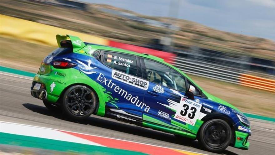 Grande y Santos se lucen en el circuito de Motorland