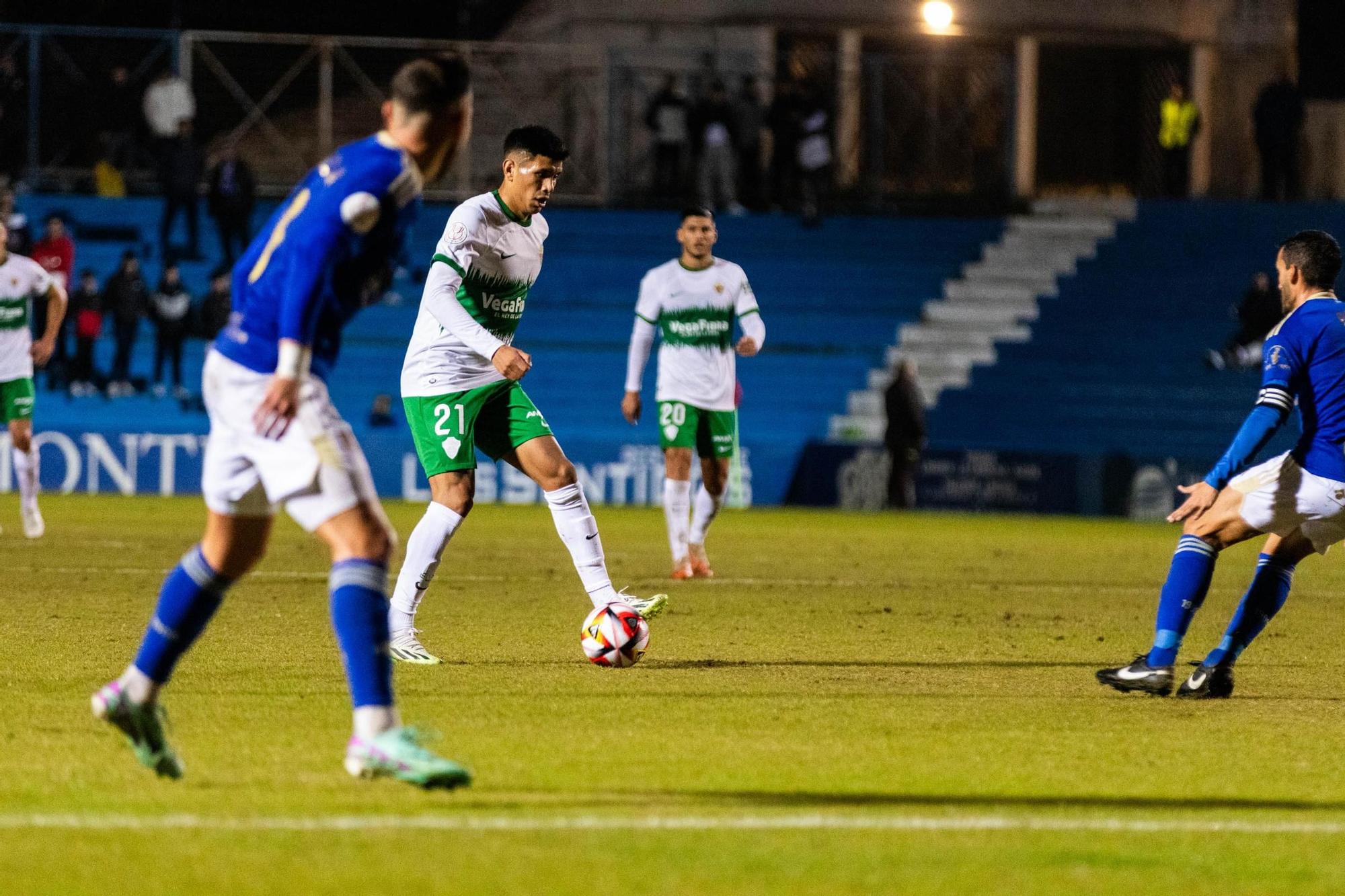 Linares - Elche: las imágenes del partido