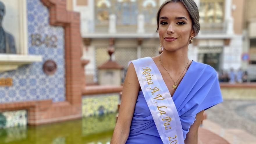 Elena Moraño, de la barriada de La Paz, nueva reina de las fiestas de Almendralejo