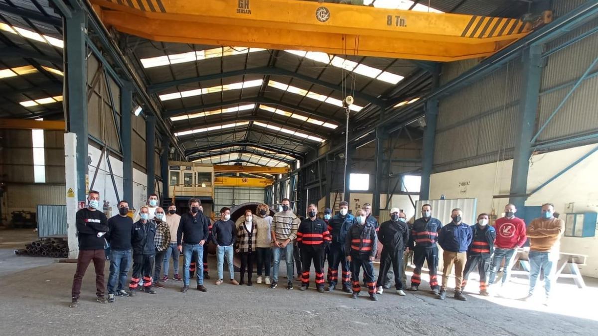 Trabajadores y sindicalistas, en las instalaciones de Mecavi.