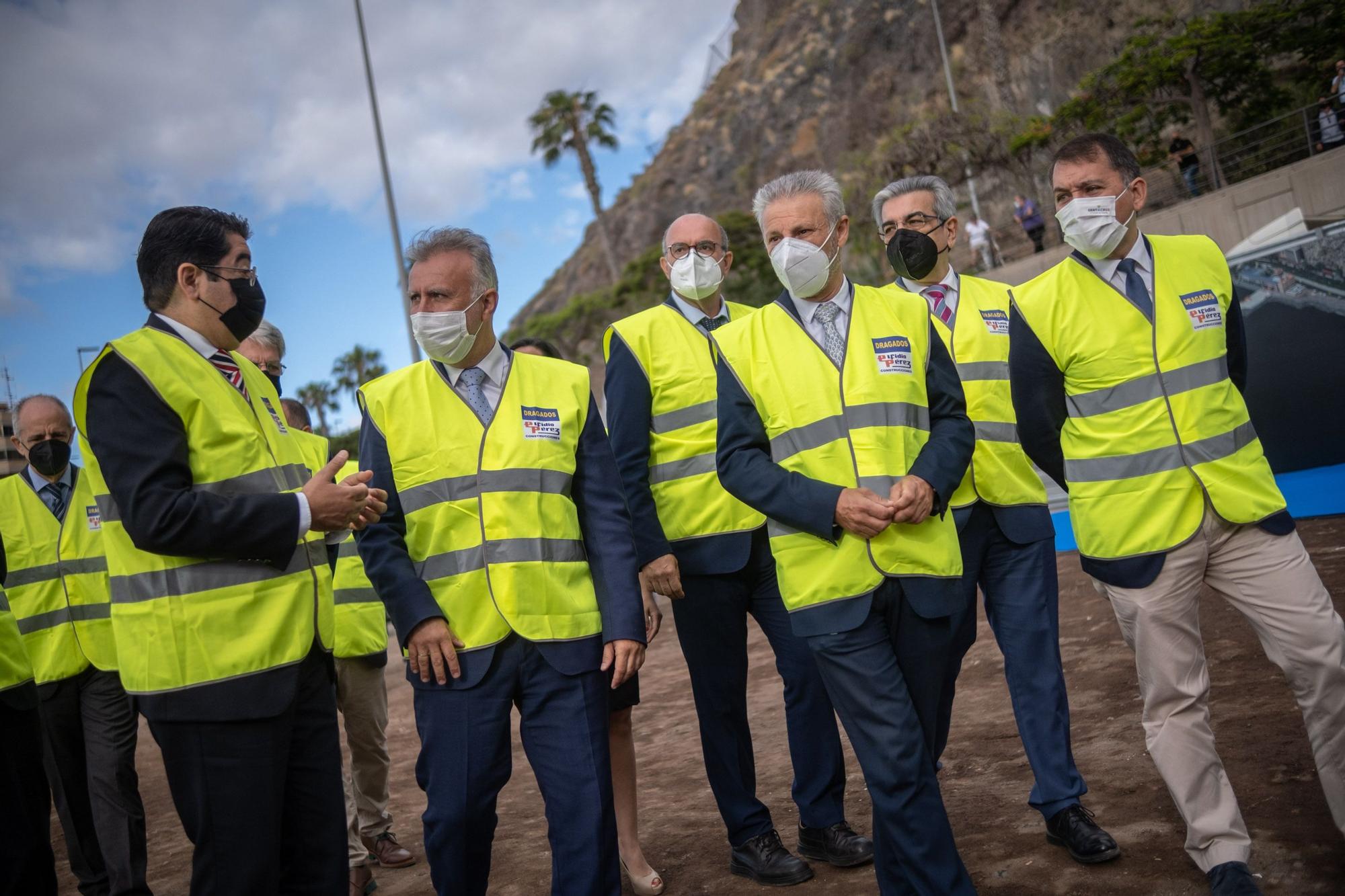 Inicio de las obras de la playa de Valleseco