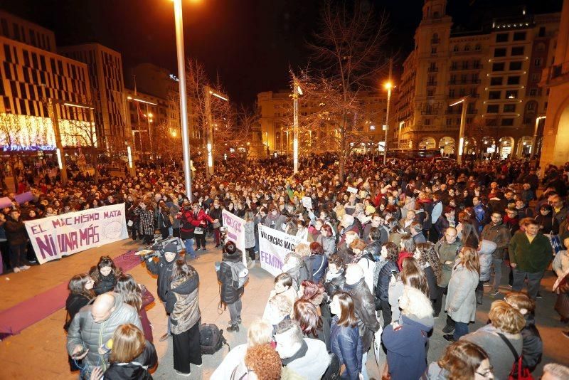 Concentración contra la violencia machista en Zaragoza