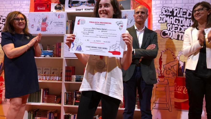 Berta Carrasco, ganadora provincial del concurso de relato corto