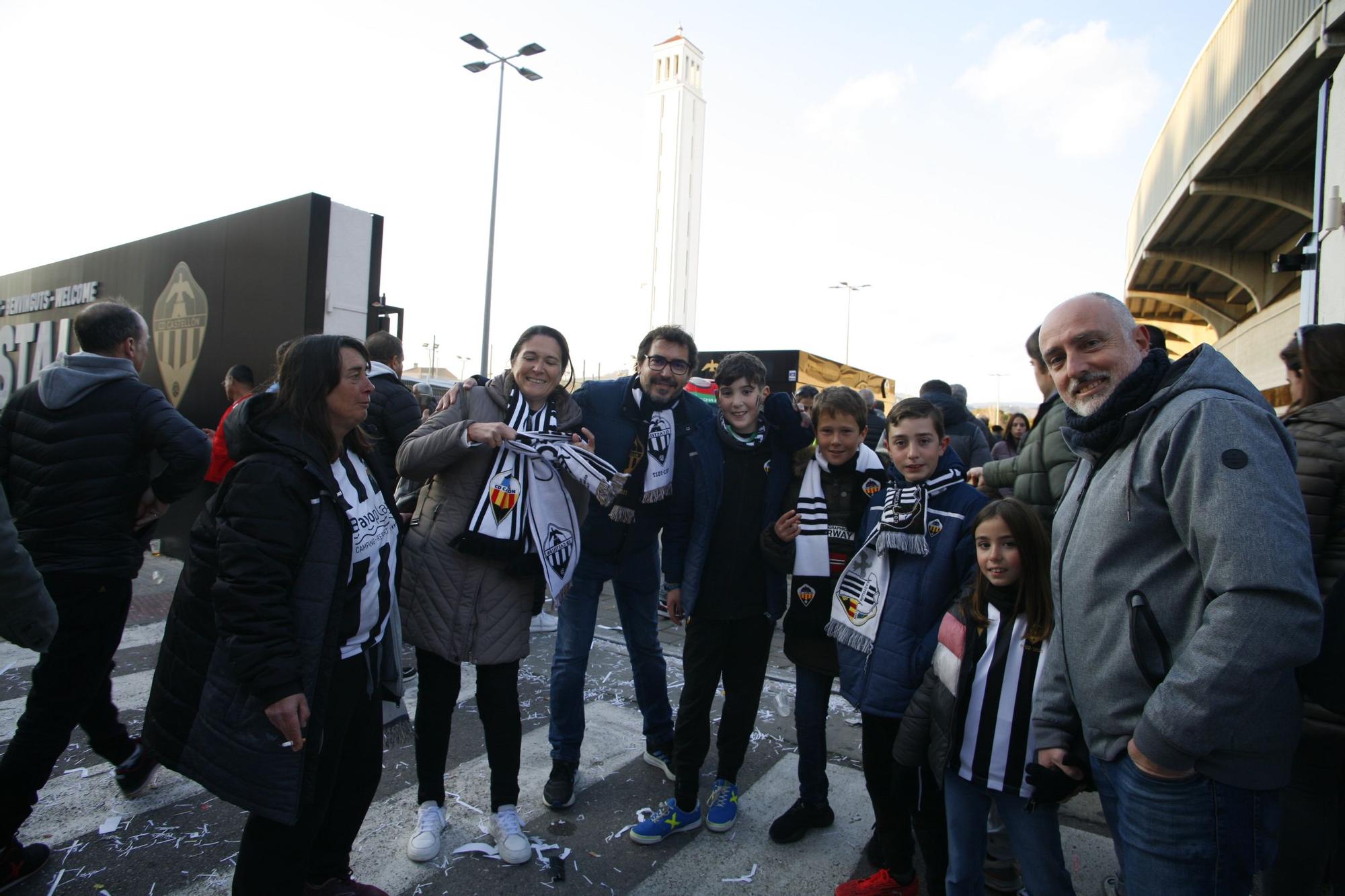 Galería | Así ha recibido la afición al Castellón antes de medirse al Eldense