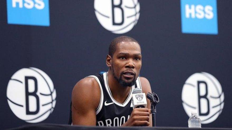 Kevint Durant y otros cuatro jugadores de los Nets dan positivo