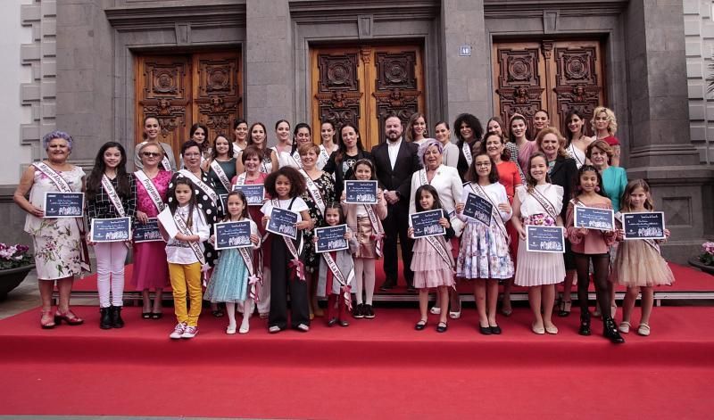 Recepción a las candidatas a Reinas del Carnaval