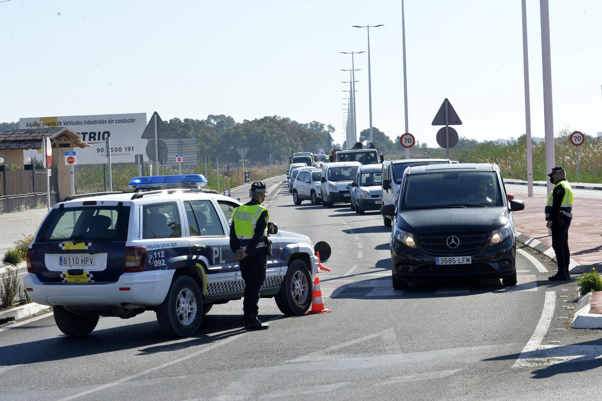 La Policía Local de Elche impone 75 sanciones por incumplir el cierre perimetral