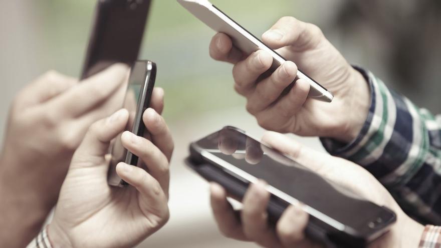 Crecen las agresiones de hijos a padres con la retirada del móvil como detonante