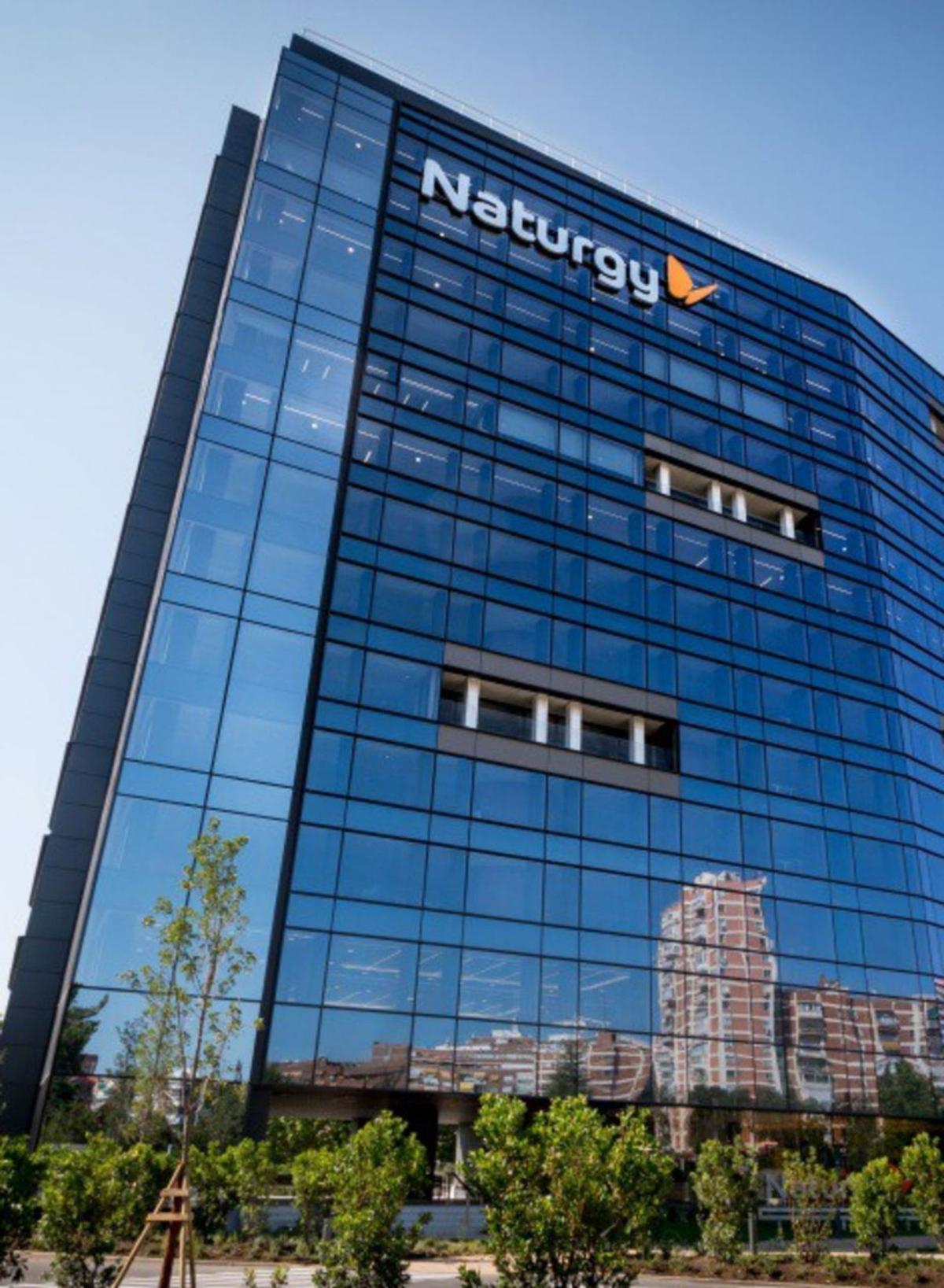 BlackRock inicia la seva sortida de Naturgy i ven un 7% per uns 1.800 milions